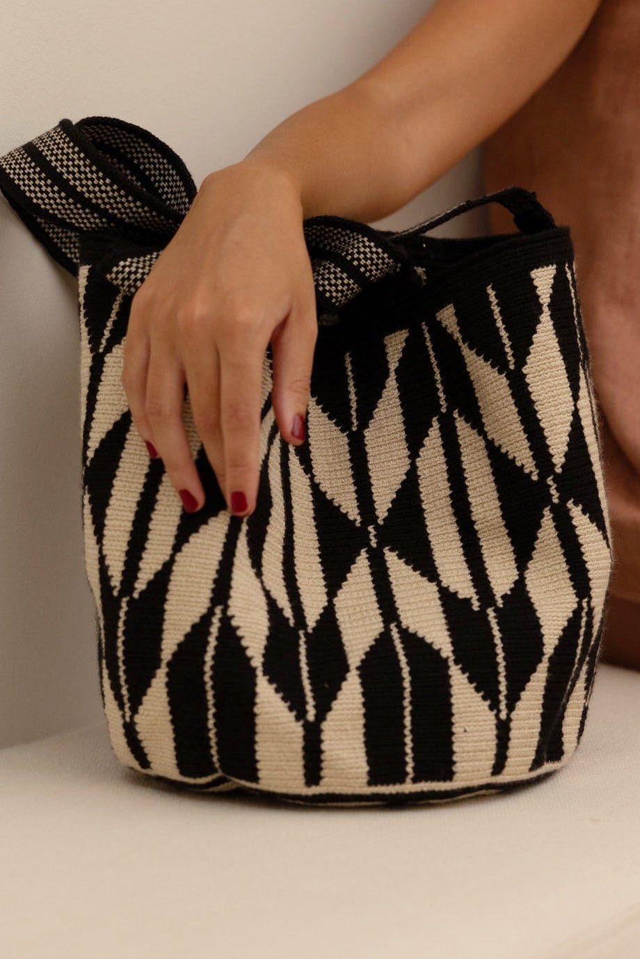 Eterna | Bolso Wayuu Hecho a Mano en Colombia