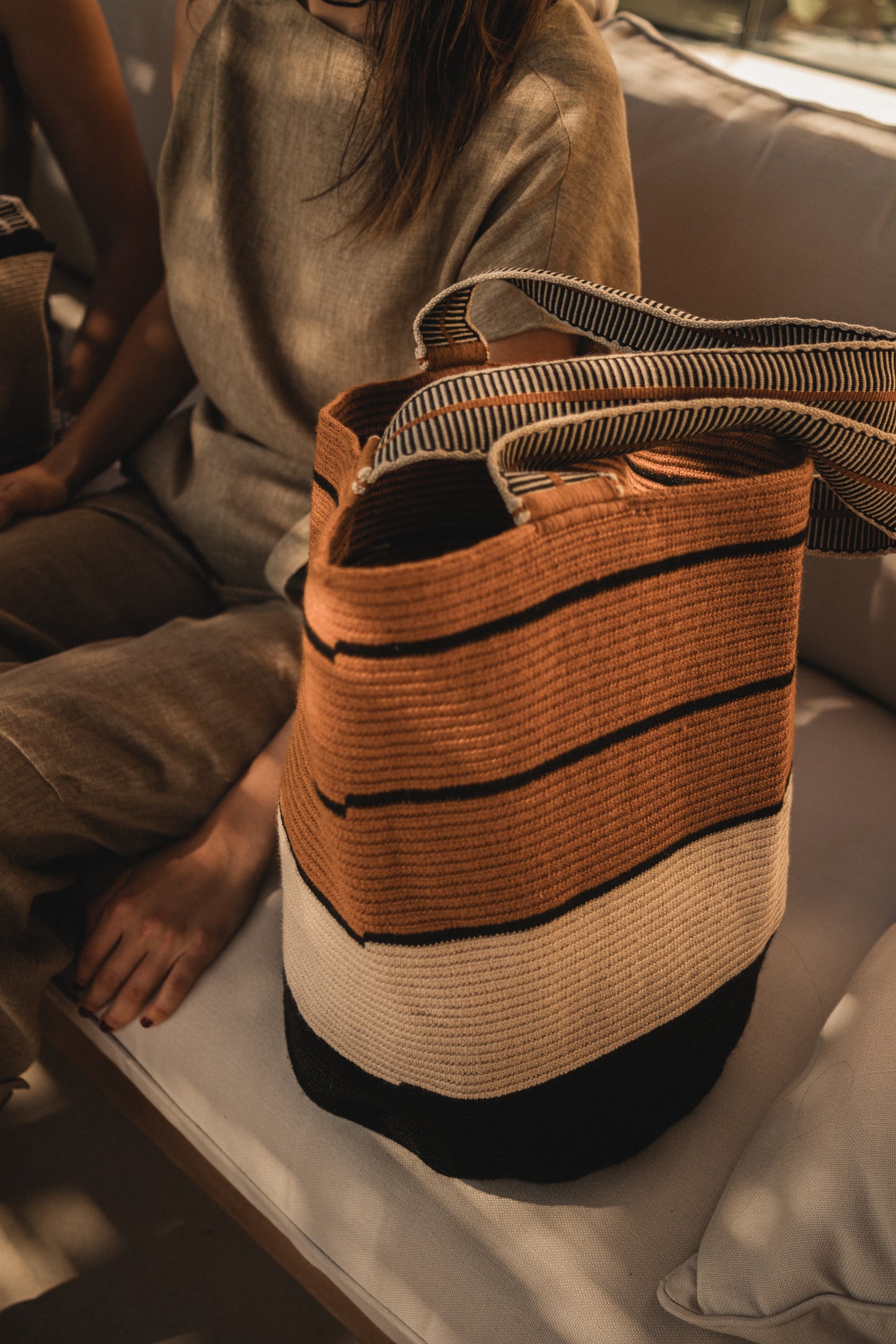 Siena | Bolso Tótem Wayuu Hecho a Mano en Colombia