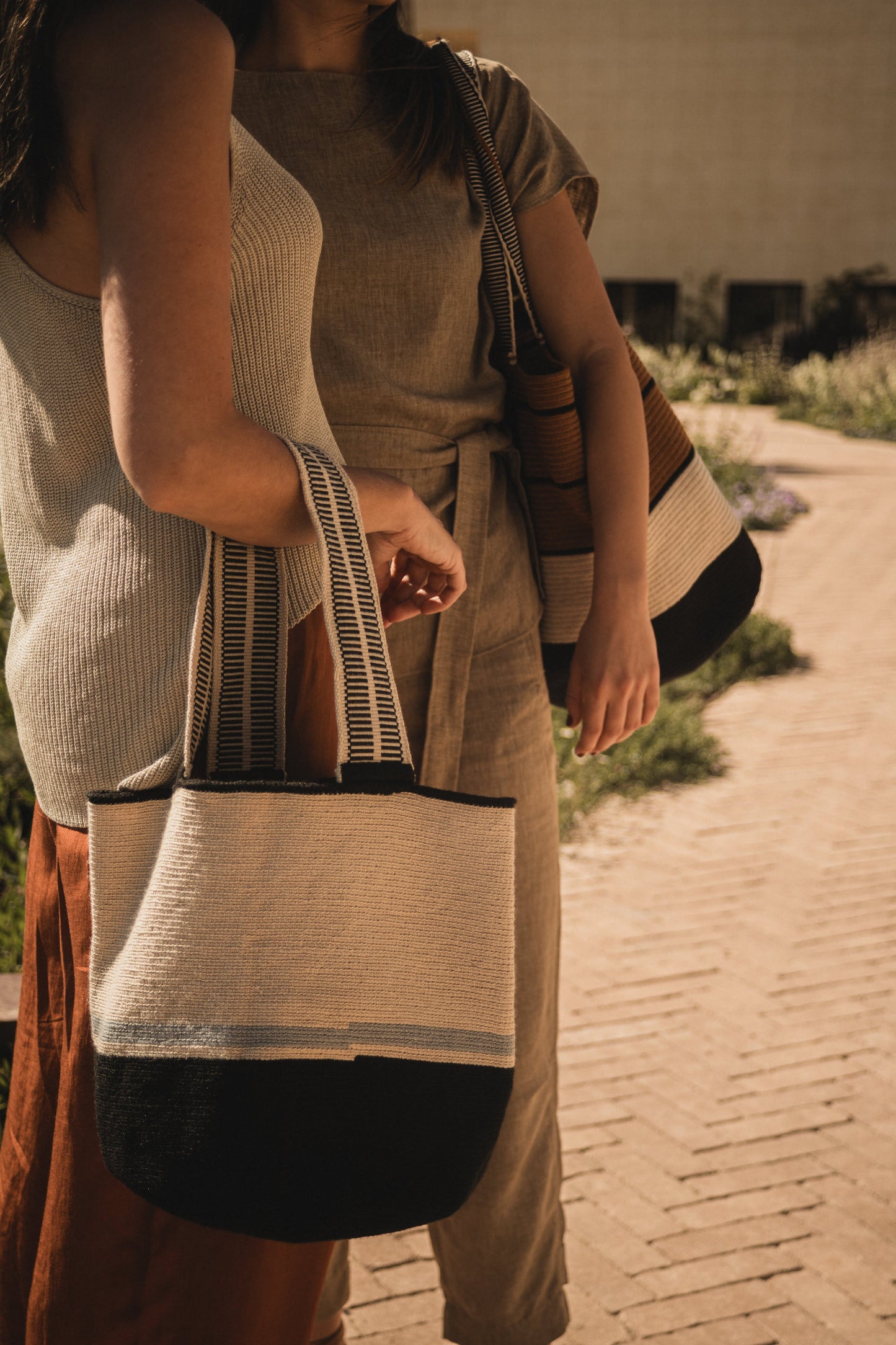 Aurea | Bolso Wayuu Tótem Hecho a Mano en Colombia